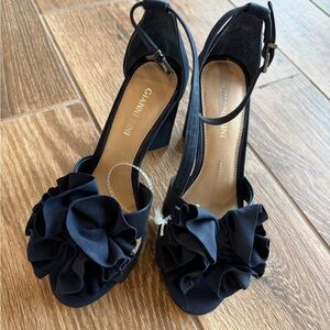 Gianni Bini Navy Blue Women's Shoes with Floral Detail